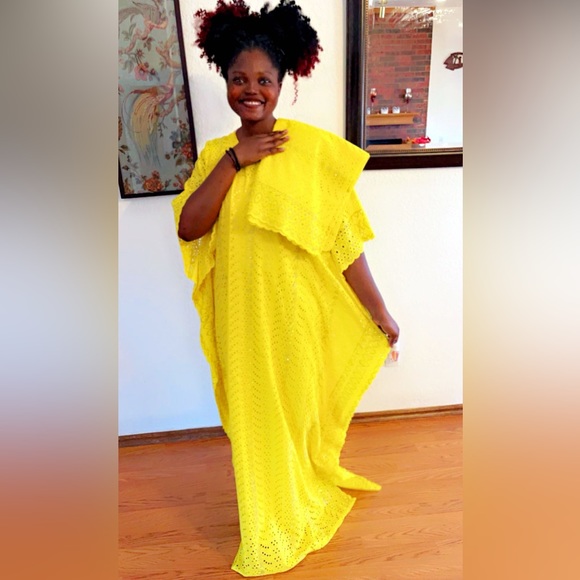 African Lace Maxi BuBu Dress. With Inner Silk dress. Elegant with gem 💎 stones - Picture 1 of 2